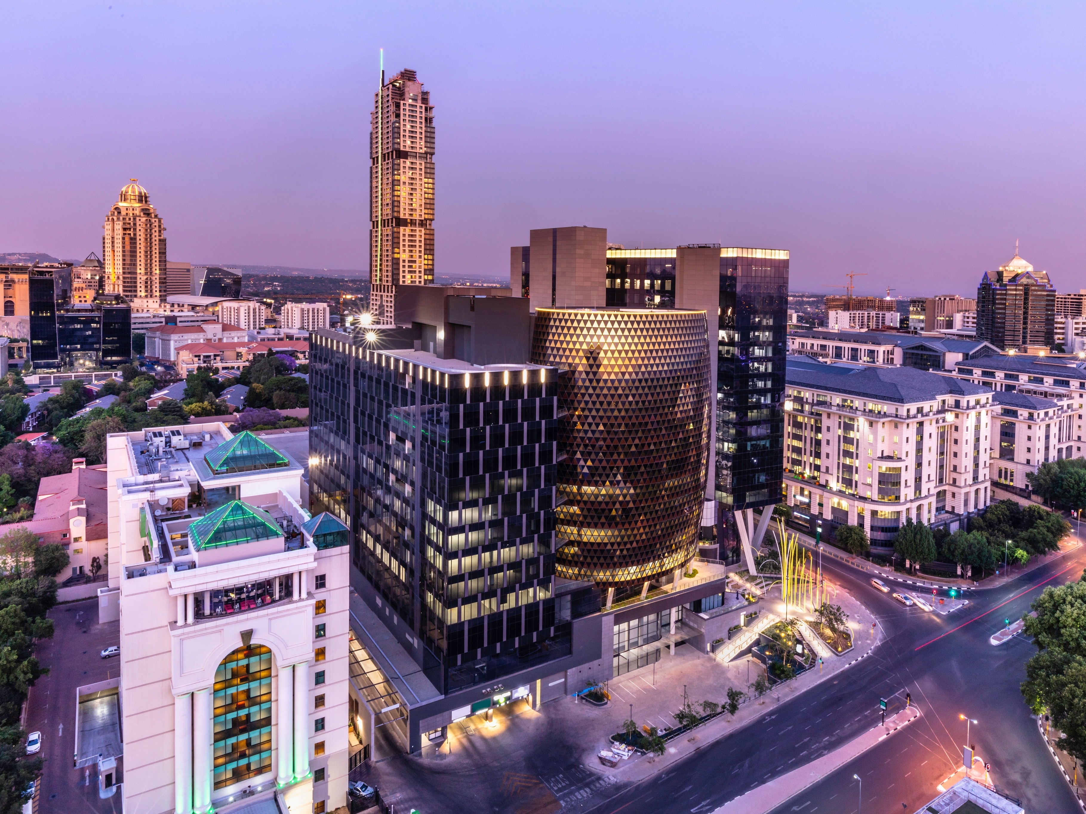 Três cidades africanas competem para tocar o céu - 15/01/2020 - UOL Economia Três cidades africanas competem para tocar o céu - 15/01/2020 - UOL Economia