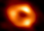Após foto de buraco negro, astrônomos testarão limite de teoria de Einstein (Foto: EHT)
