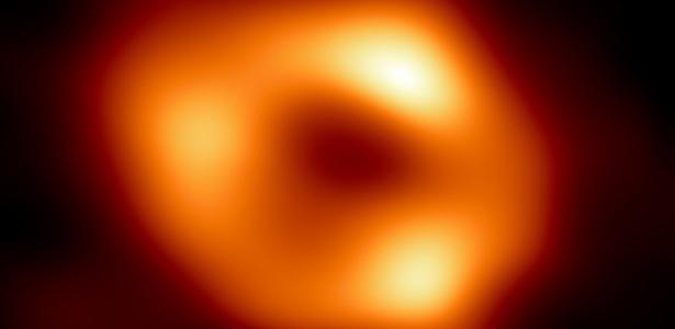 Después de la foto del agujero negro, los astrónomos probarán la teoría de Einstein