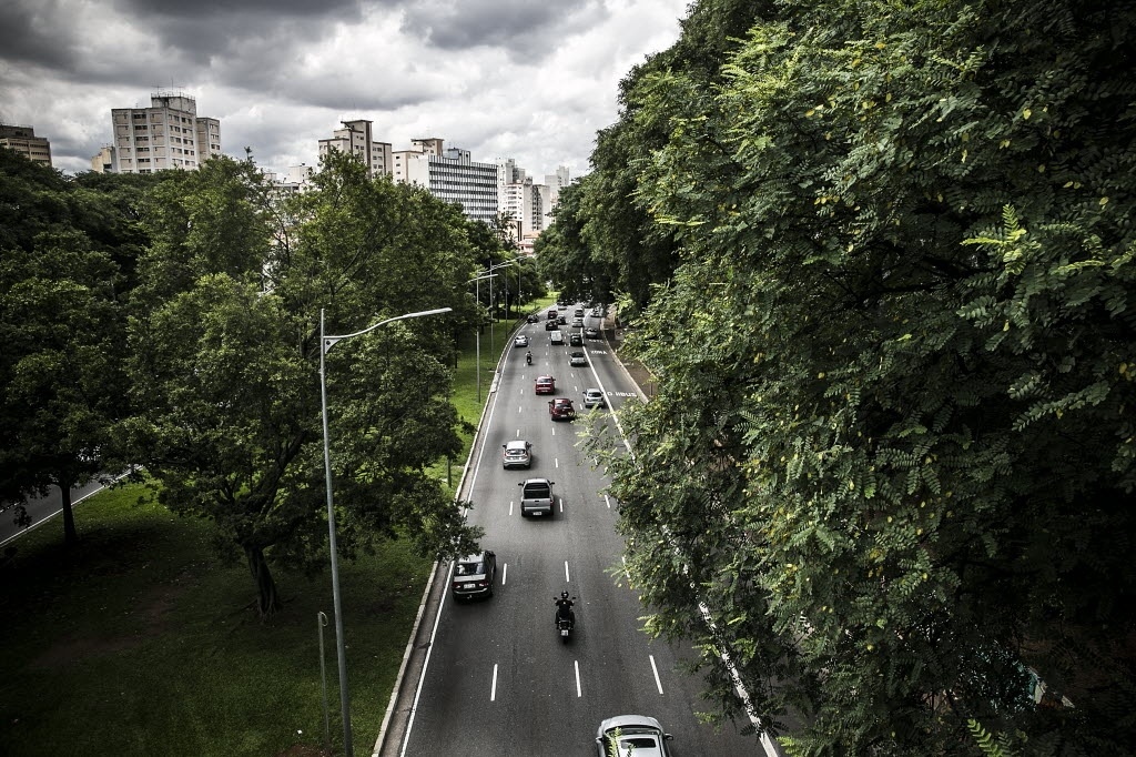 432 fotografias e imagens de Corrida De Carros Na Rua - Getty Images