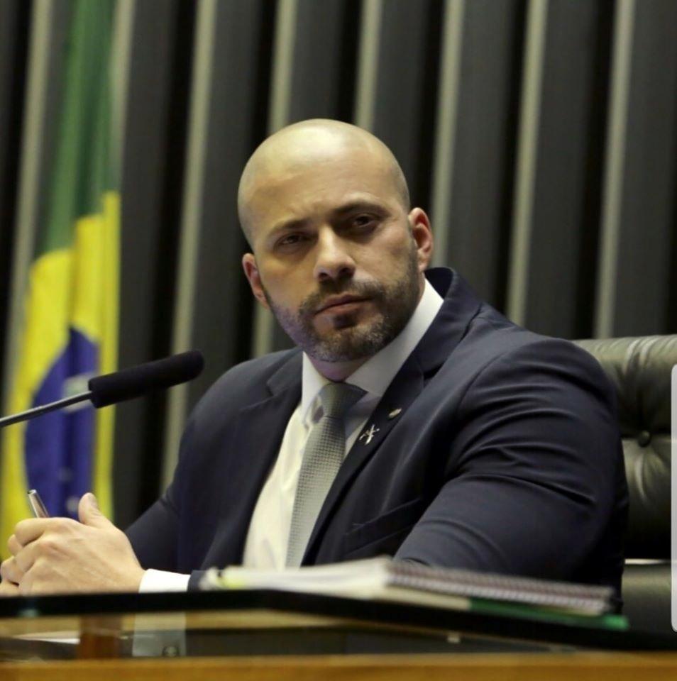 Tem mais negros no crime", diz deputado Daniel Silveira em fala ...