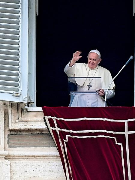 31.ago.2020 - Papa Francisco na praça São Pedro, no Vaticano. Um caso de covid foi registado na residência oficial do Pontífice - Vincenzo Pinto/AFP