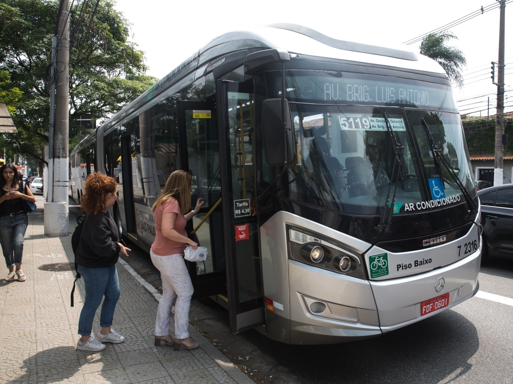 SP suspende multas a empresas de ônibus e perde R$ 90 mi na pandemia