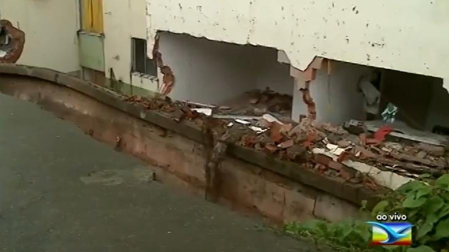 Queda de muro deixou famílias desalojadas no Maranhão - TV Globo/Reprodução