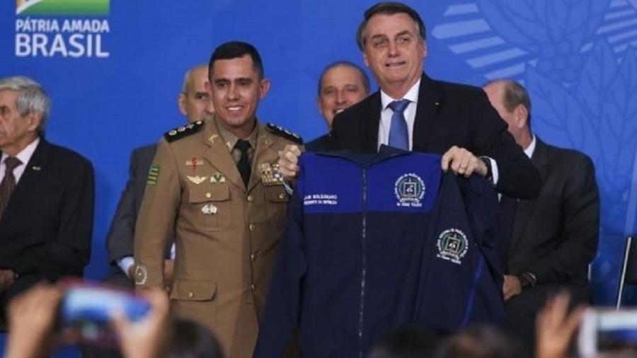 O presidente Jair Bolsonaro participa de lançamento de programa federal para escolas cívico-militares, em 2019. - ANTÔNIO CRUZ/AGÊNCIA BRASIL