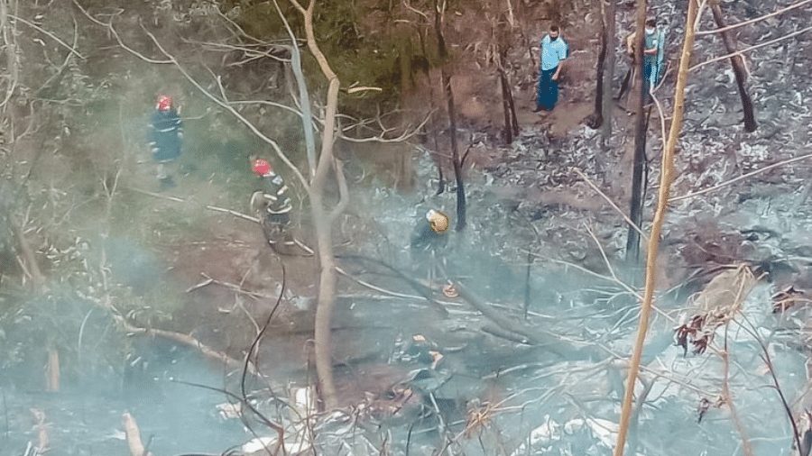 Quatro pessoas morreram carbonizadas na queda de um avião em Rondonópolis (MT) - Corpo de Bombeiros de Mato Grosso/Assessoria