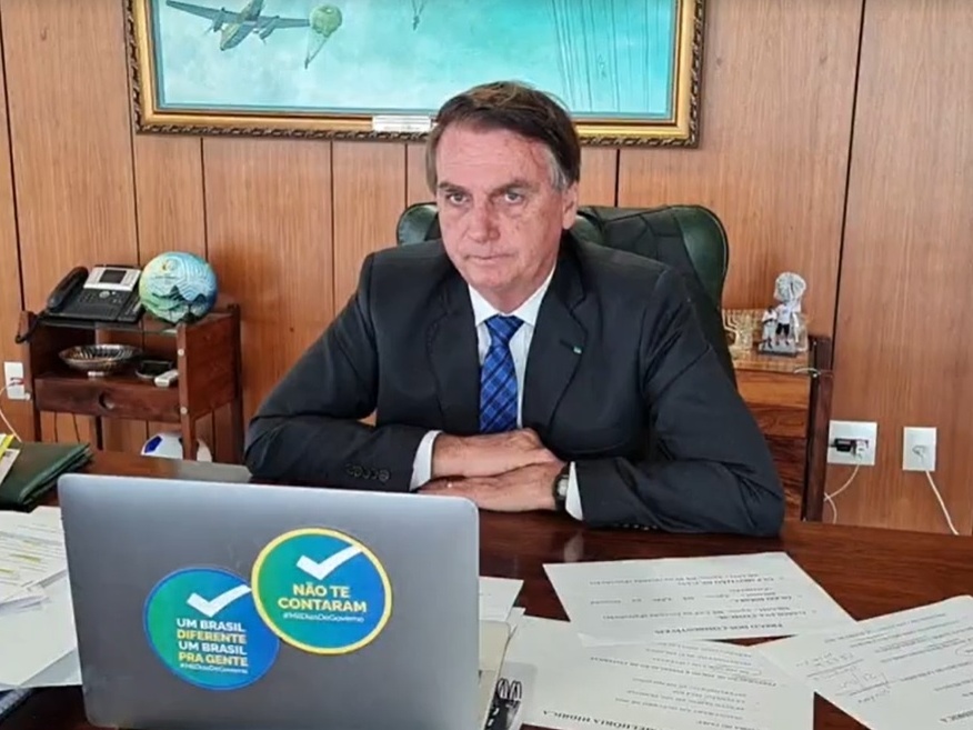 Chegou a hora de dizer adeus a Bolsonaro. E fazer oposição dura a Lula