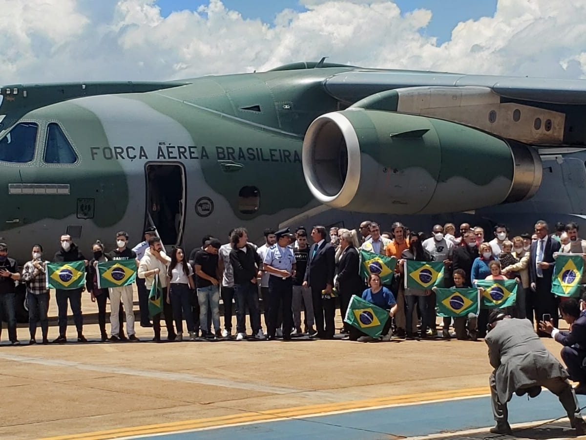 Brasil receberá voo especial de companhia aérea ucraniana que buscará carga  de 7.300 quilos