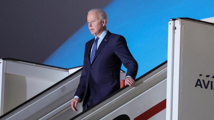 O presidente Joe Biden chega a Bruxelas para participar de uma cúpula extraordinária da Otan em março de 2022 - Evelyn Hockstein/Reuters