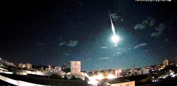 Meteoro explode e tem brilho mais forte do que o da lua no RS; assista