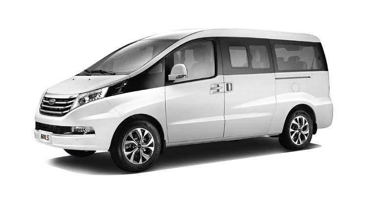 A minivan JAC T8 A minivan JAC T8