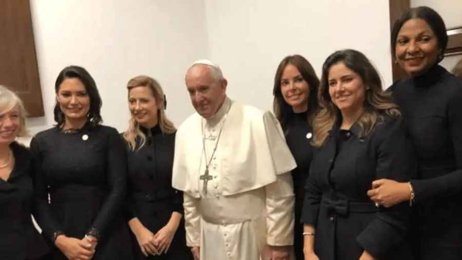 Papa Francisco já recebeu em Roma a evangélica Michelle Bolsonaro, num encontro com primeiras-damas latino-americanas - Reprodução/Ansa