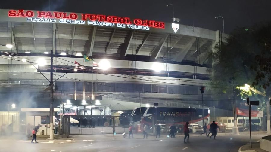 A repressão aconteceu durante o jogo entre Corinthians a Bragantino, sem torcida - MTST