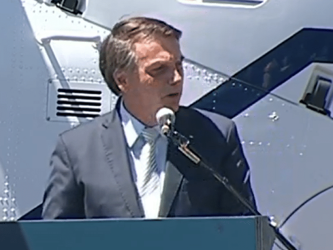 Bolsonaro sofre com a queda de popularidade