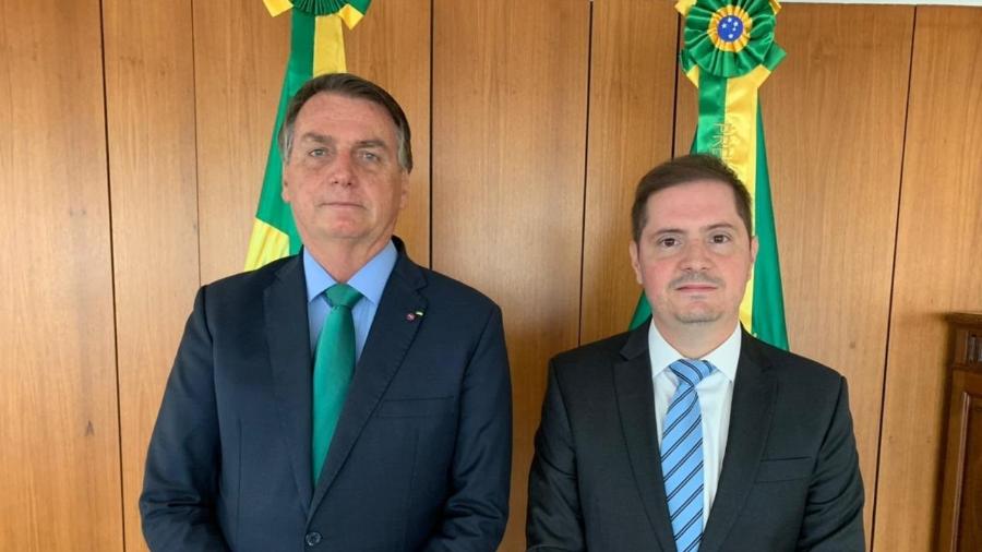 O presidente Jair Bolsonaro e Bruno Bianco, novo advogado-geral da União - Reprodução/Twitter/JairBolsonaro