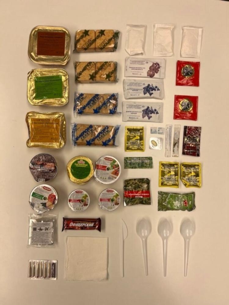 Russian military food at war - Reproduction / Ebay - Reproduction / Ebay