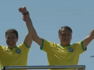 Ato de Bolsonaro em Copacabana vira vitrine para pré-candidatos de 2024