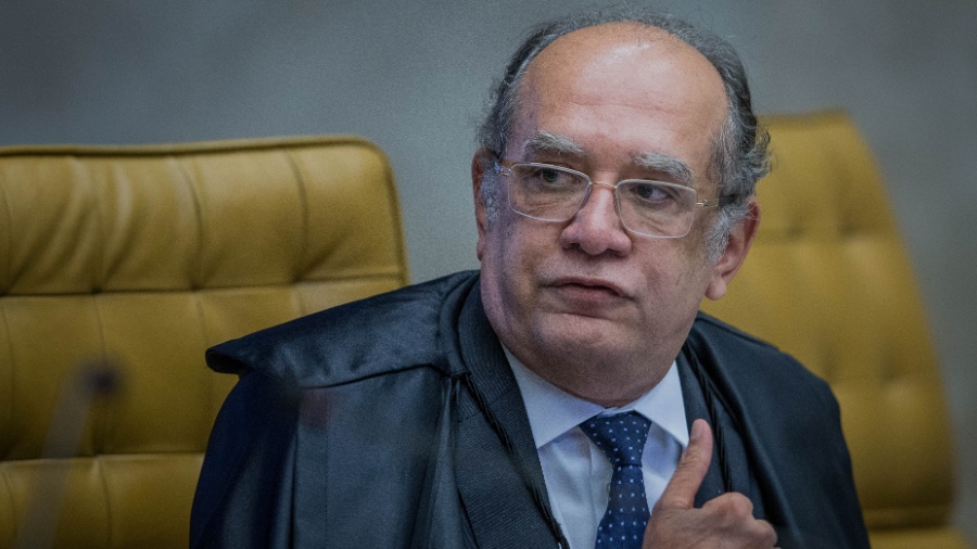 28.jun.2017 - O ministro Gilmar Mendes, durante julgamento sobre a validade das delacoes, no STF, em Brasilia - Eduardo Anizelli/Folhapress