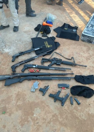 Armamento apreendido com suspeitos mortos no interior de Alagoas - Divulgação/Polícia Civil