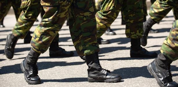 Salário de um militar expulso por cometer crime se torna uma pensão e continua a ser pago à família