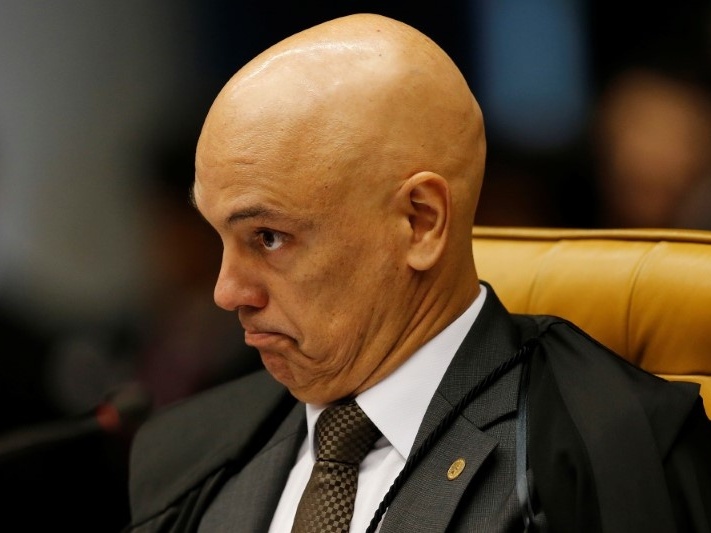 Alexandre de Moraes deu tiro no pé do STF com censura contra redes sociais