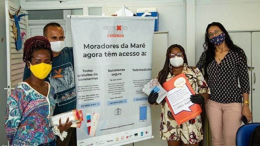 Projeto criado por moradores, Fiocruz e ONGs tem plano de isolamento "sob medida" para moradores da favela da Maré, testagem em massa para covid e atendimento médico por telefone - DOUGLAS LOPES