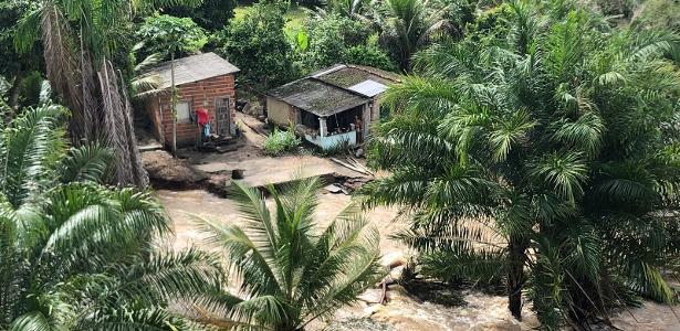 Homem é resgatado em ilhota em Aurelino Lessa, no sul da Bahia