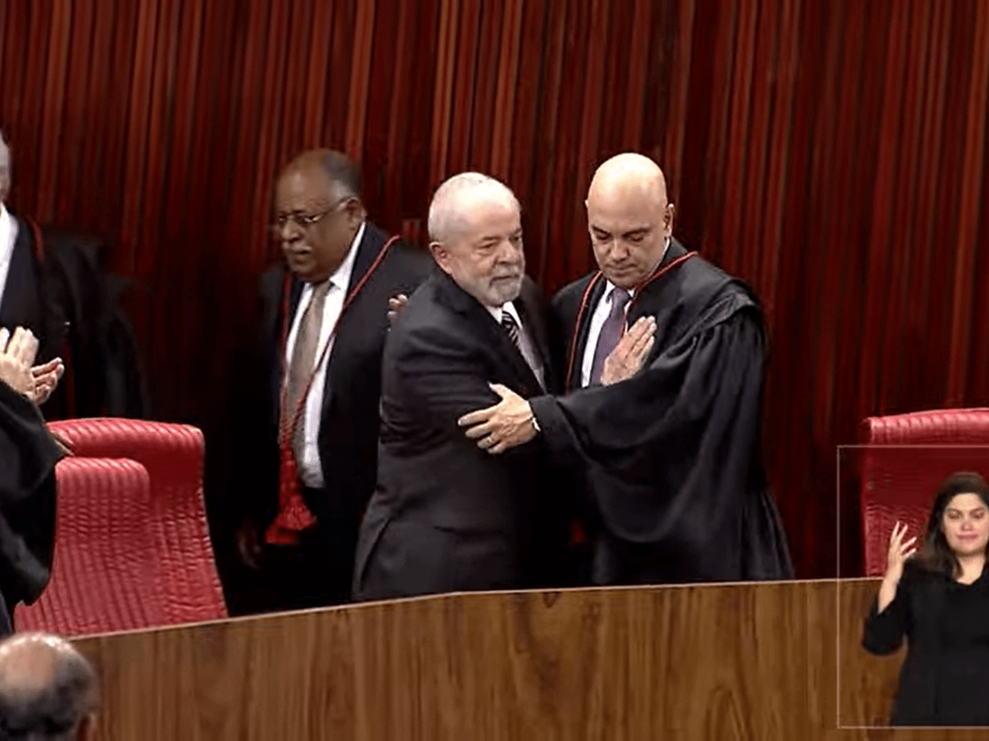 Diplomação do presidente eleito celebra dois vitoriosos: Lula e Moraes
