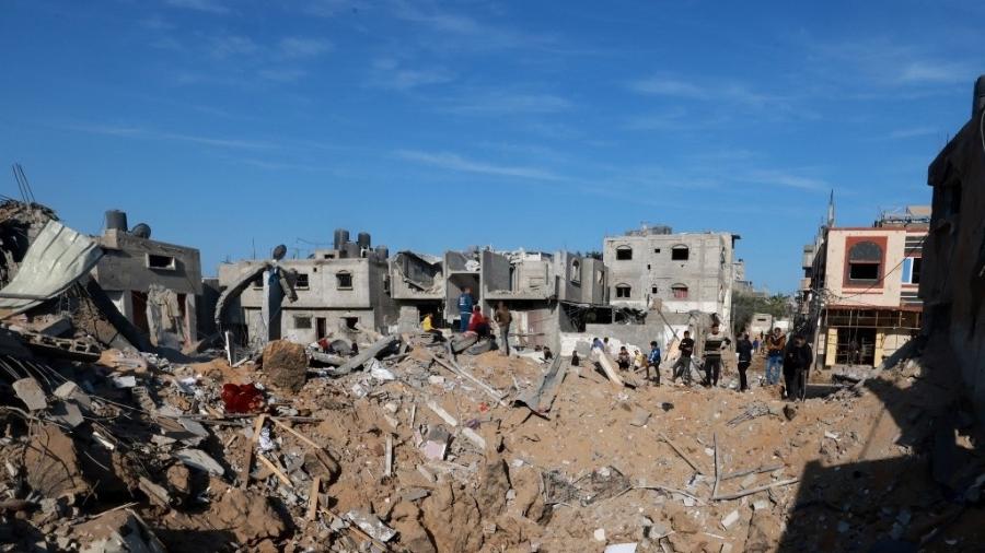 Ataques isralenses em Rafah, no sul da Faixa de Gaza - MOHAMMED ABED - 4.dez.2023/AFP