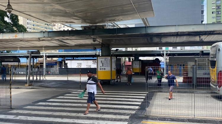 17.dez.2023 - Terminal Parque Dom Pedro, em São Paulo, teve movimento tímido com gratuidade