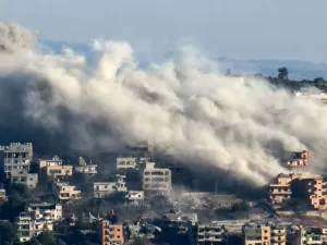 Em um dia, Israel bombardeia mais de 50 localidades no Líbano