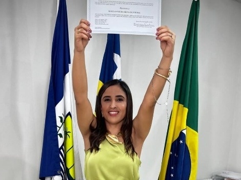 Prefeita eleita por 57 votos é cassada por fraudar cartões de vacina