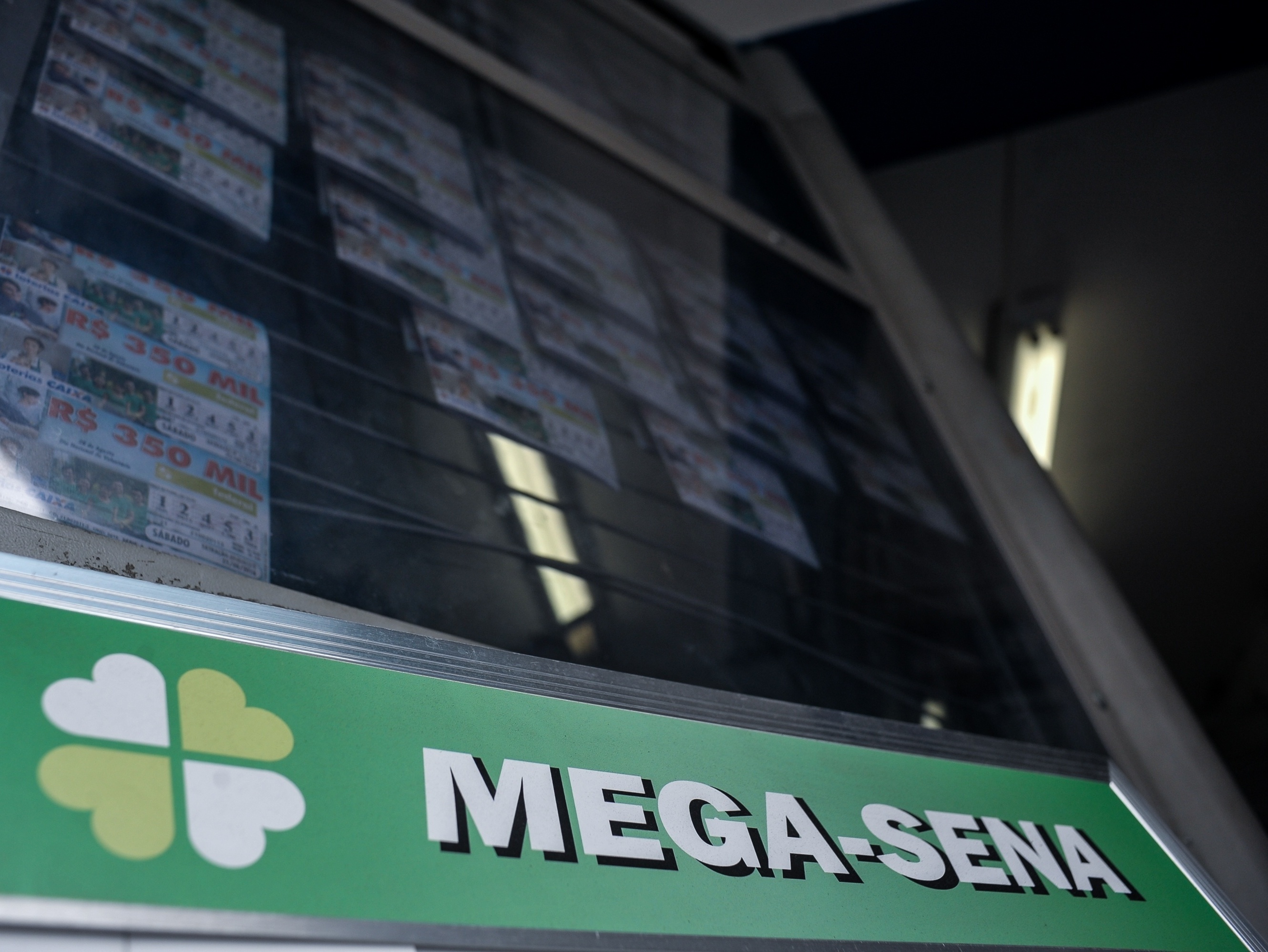 Mega-Sena: qual a porcentagem de imposto descontada do prêmio? - Mega  Curioso