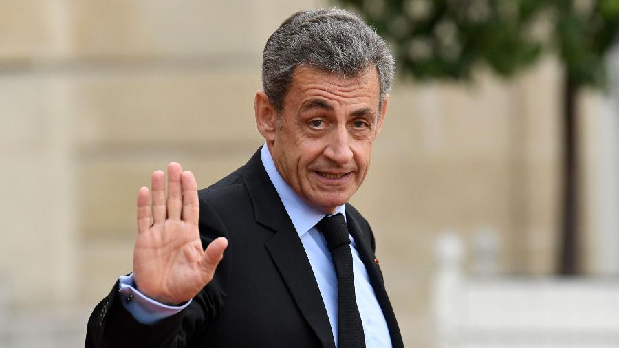 Ex-presidente conservador Nicolas Sarkozy anunciou que votará no centrista Emmanuel Macron no segundo turno das eleições francesas, em 24 de abril - Bertrand Guay/AFP
