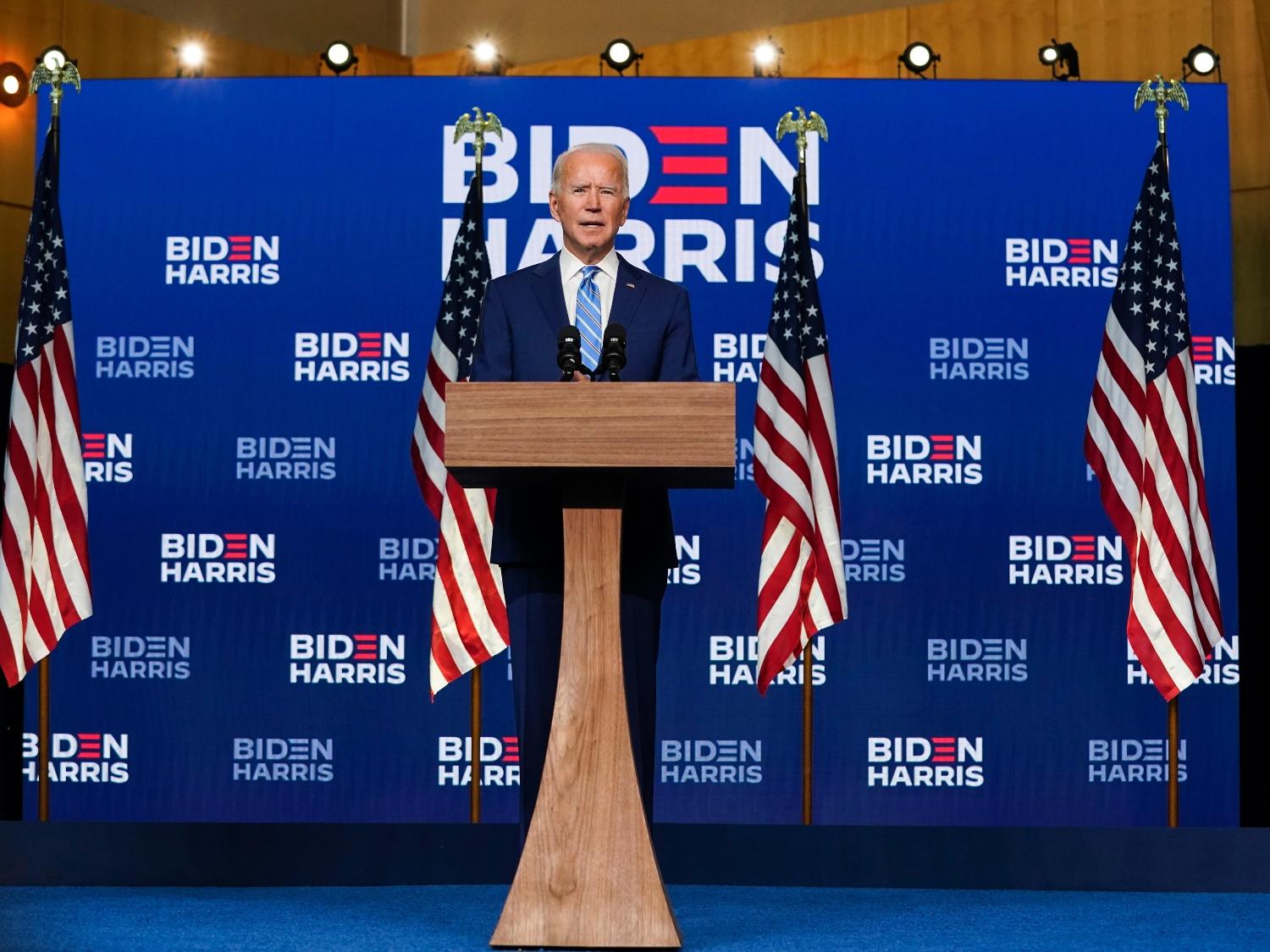 O candidato democrata à presidência, Joe Biden, faz pronunciamento em Wilmington, Delaware, enquanto os votos ainda estavam sendo contados em uma disputa acirrada contra o atual presidente dos EUA, Donald Trump - Drew Angerer/ Getty Images/ AFP