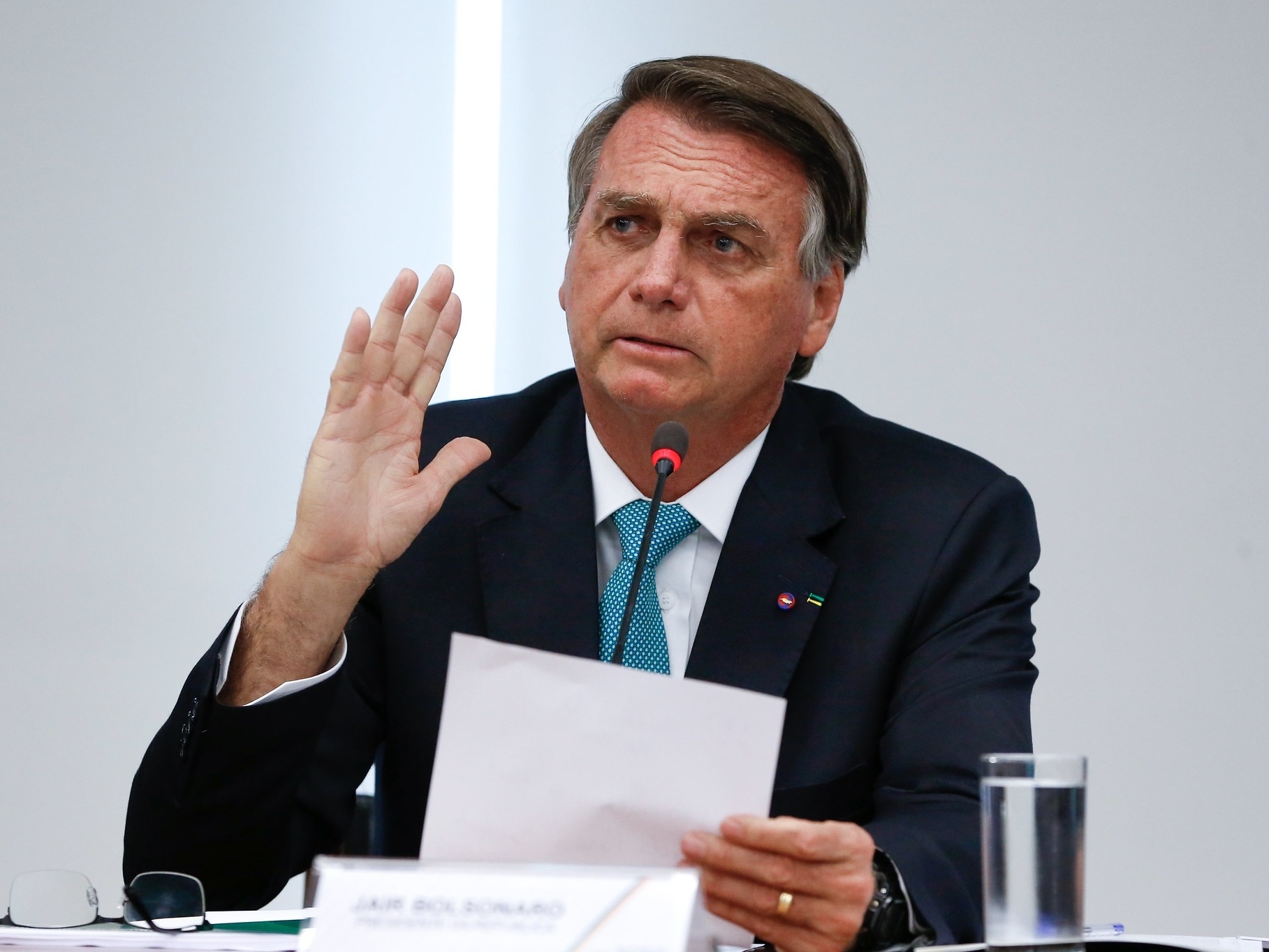 Veto de Bolsonaro e CPI aumentam pressão por legislação contra fake news