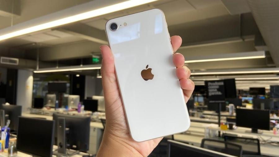 iPhone SE 3ª geração: novo celular mais barato da Apple - Bruna Souza Cruz/Tilt