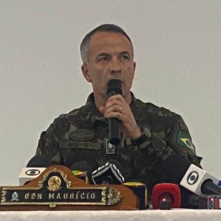 General Mauricio Vieira Gama, em entrevista coletiva em São Paulo