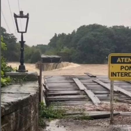 Ponte no rio Pardo interditada