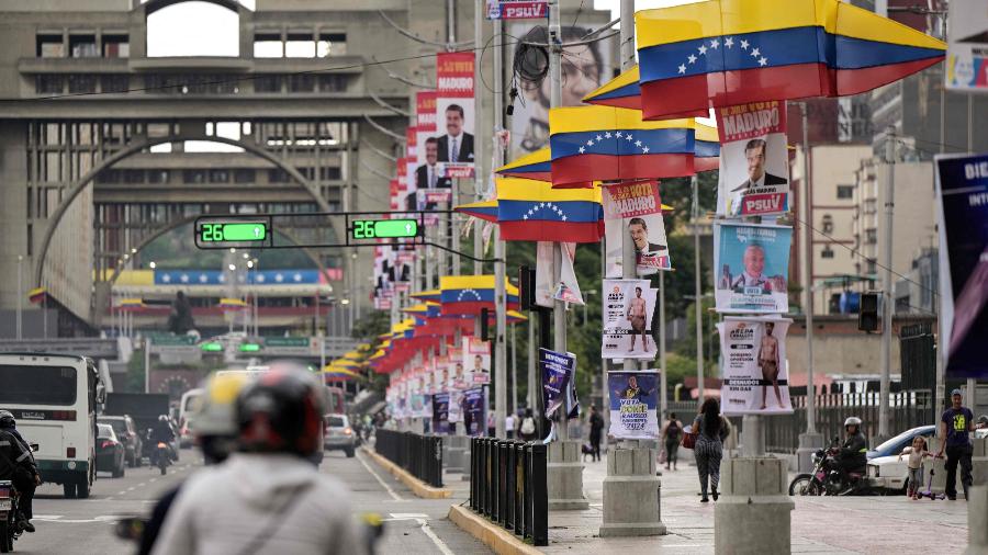 Caracas vive clima de calma tensa com as eleições deste domingo