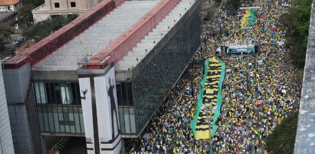 Grupos anti-Dilma marcam manifestação pelo impeachment para 13 de dezembro - Jorge Araújo/Folhapress