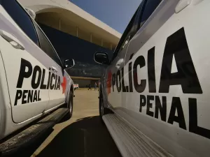 Policiais de MG entram por engano no Complexo de Israel e são baleados