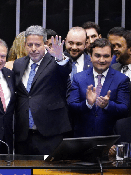 Arthur Lira e Celso Sabino (à direita na foto) no dia da votação para presidência da Câmara