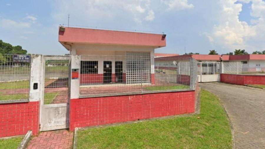 Fábrica da Fundação Ataulpho de Paiva, em Duque de Caxias (RJ), nunca ficou pronta - Reprodução/Google Street View