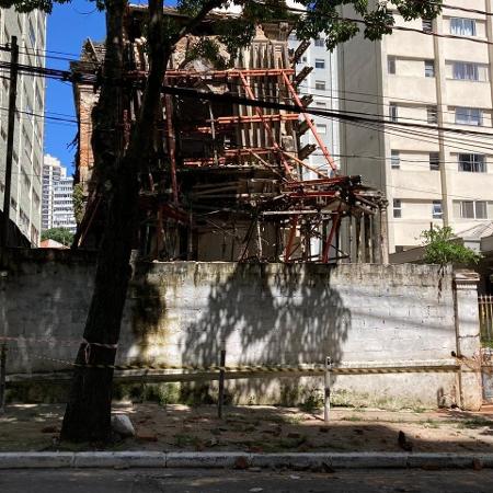 Prédio abandonado na Bela Vista, em São Paulo