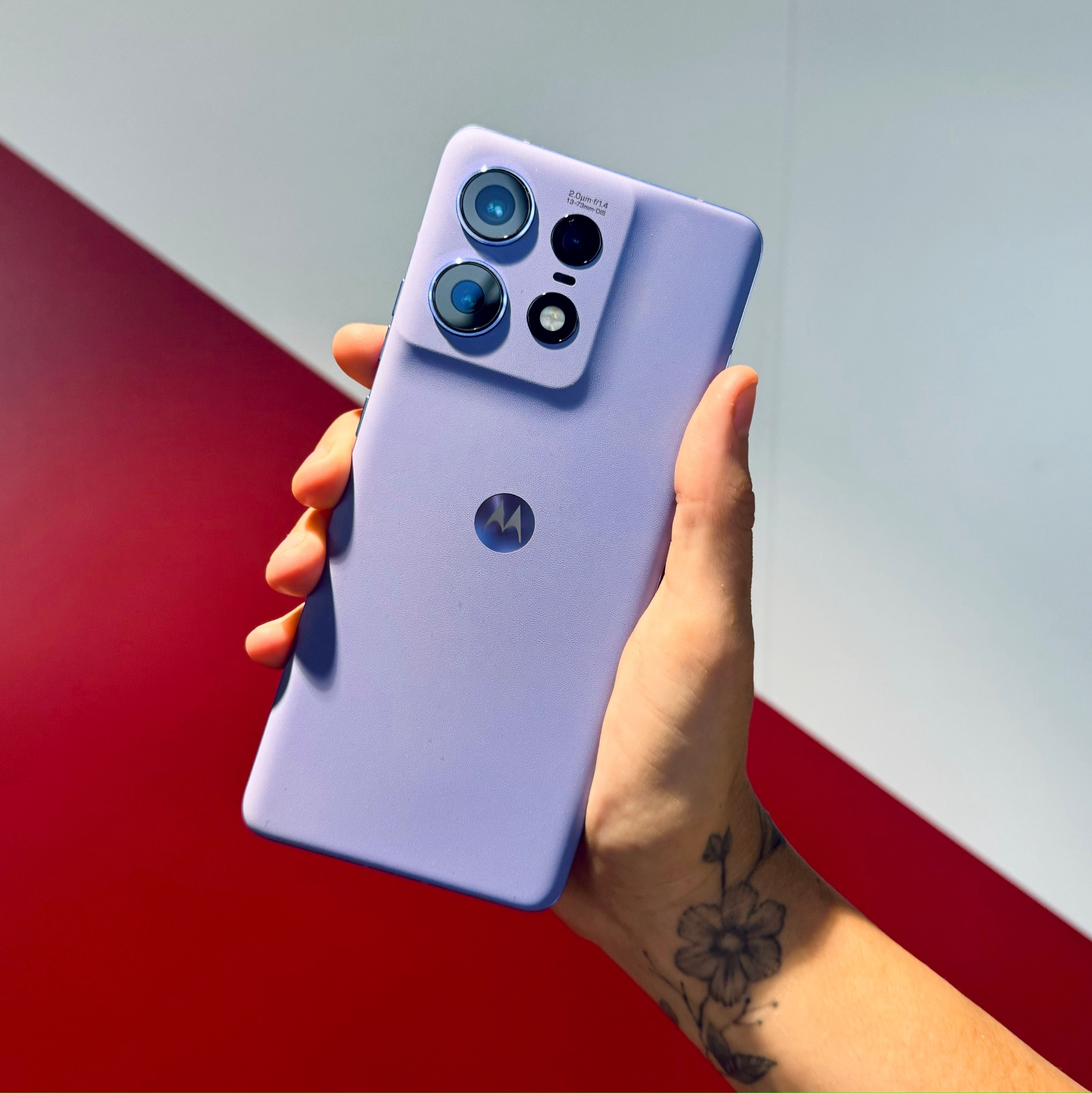 Com zoom de 30 vezes e IA, Motorola Edge 50 Pro convence nas câmeras