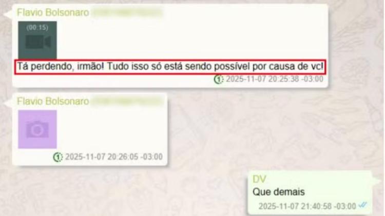 Após o envio do dinheiro, Flávio celebra com Vorcaro