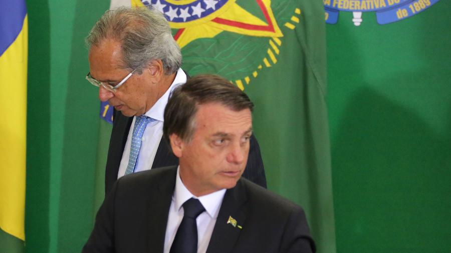 O presidente Jair Bolsonaro e o ministro da Economia, Paulo Guedes - Fátima Meira/Futura Press/Estadão Conteúdo
