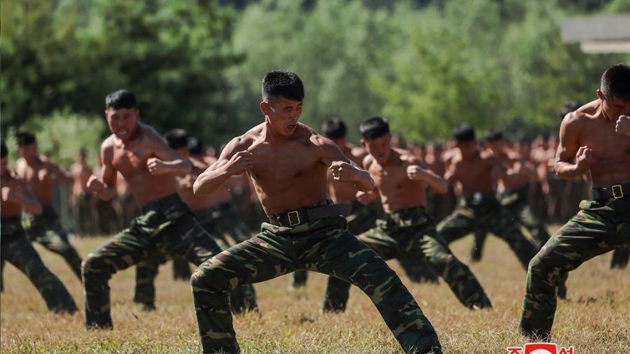 Tropas da Coreia do Norte treinam [Imagem de arquivo]