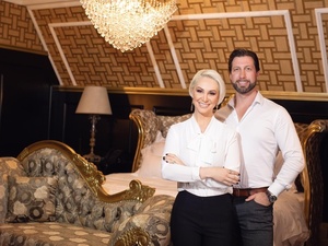 Ana Clara Grings Tomazi e Jonas Caliari Tomazi são proprietários do melhor hotel do mundo - Divulgação - Divulgação